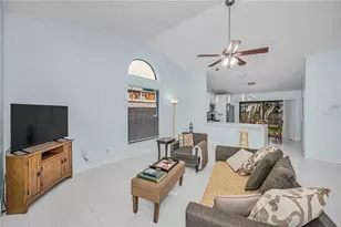 4113 Quail Briar Dr, Valrico, FL 33596 - Photo 12
