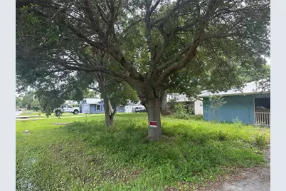 1245 35th Avenue, Vero Beach, FL 32960 - Photo 2