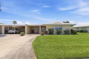 3262 Brockton Ln, Sarasota, FL 34239 - Photo 2