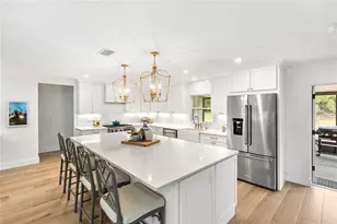 1515 21st St W, Palmetto, FL 34221 - Photo 2