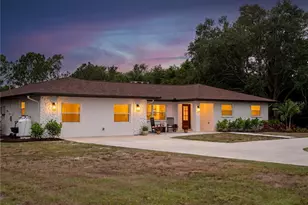 1515 21st St W, Palmetto, FL 34221 - Photo 1