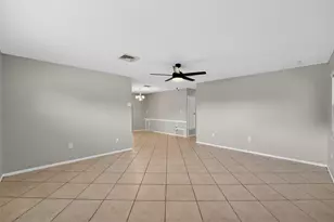 2505 Wood St, Sarasota, FL 34237 - Photo 8