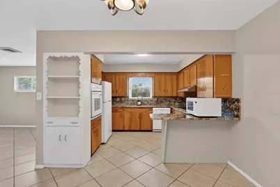 2505 Wood Street, Sarasota, FL 34237 - Photo 18