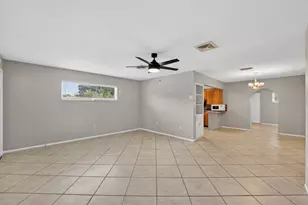 2505 Wood St, Sarasota, FL 34237 - Photo 10