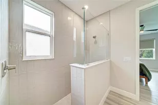1079 Waterline Ct, Sarasota, FL 34240 - Photo 30