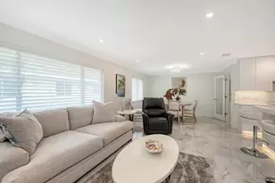 1900 Benjamin Franklin Dr, Sarasota, FL 34236 - Photo 16