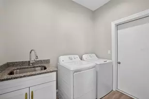 7977 49th Ave N, Saint Petersburg, FL 33709 - Photo 26