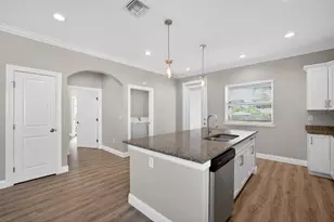 7977 49th Ave N, Saint Petersburg, FL 33709 - Photo 12