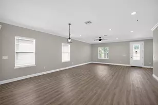 7977 49th Ave N, Saint Petersburg, FL 33709 - Photo 10