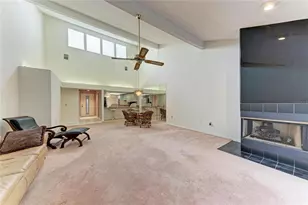 11207 Longwood Ct, Bradenton, FL 34209 - Photo 10