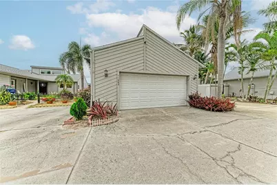 11207 Longwood Ct, Bradenton, FL 34209 - Photo 2