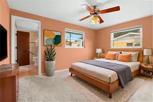 1006 De Leo Dr, Sarasota, FL 34243 - Photo 20