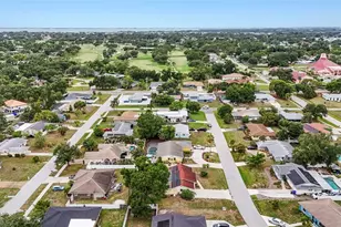 1006 De Leo Dr, Sarasota, FL 34243 - Photo 30