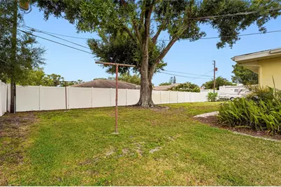 1006 De Leo Drive, Sarasota, FL 34243 - Photo 24