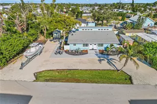3155 Waterside Dr, Englewood, FL 34224 - Photo 4