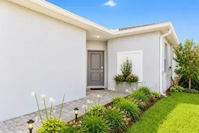 8710 Saint Kitts Circle, Englewood, FL 34224 - Photo 4