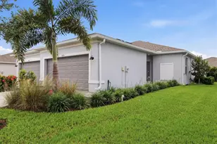 8710 St Kitts Cir, Englewood, FL 34224 - Photo 14