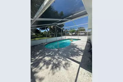 820 Pineland Avenue, Venice, FL 34285 - Photo 12