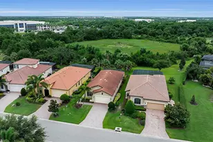 10612 Glencorse Terrace, Bradenton, FL 34211 - Photo 2