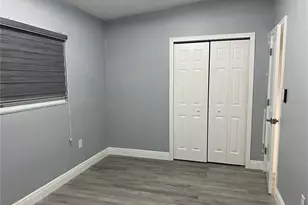 1746 8th St, Sarasota, FL 34236 - Photo 16