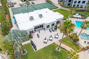 2525 Gulf of Mexico Dr, Longboat Key, FL 34228 - Photo 40