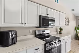 756 W Baffin Dr, Venice, FL 34293 - Photo 16