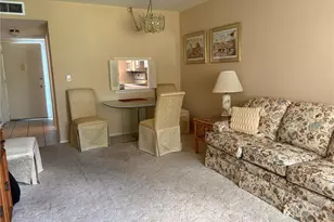 1310 Glen Oaks Dr E, Sarasota, FL 34232 - Photo 6