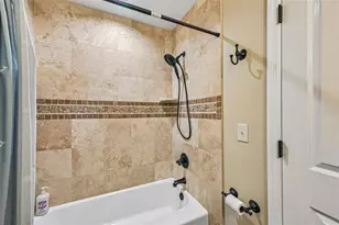 3304 Swaan Ln, Sarasota, FL 34235 - Photo 18