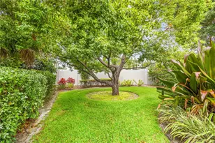 6543 Waterford Cir, Sarasota, FL 34238 - Photo 32