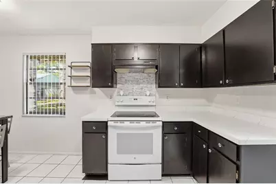 5080 Barrington Circle #3102, Sarasota, FL 34234 - Photo 6