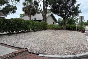 2026 Grove St, Sarasota, FL 34239 - Photo 36