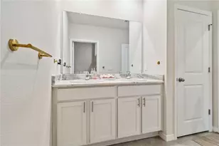 18006 Canopy Pl, Bradenton, FL 34211 - Photo 12