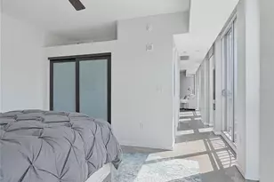 1350 Main St, Sarasota, FL 34236 - Photo 12