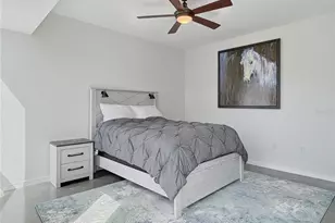 1350 Main St, Sarasota, FL 34236 - Photo 10