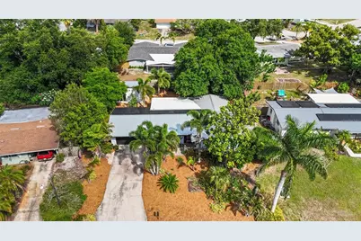 2605 Botany Avenue, Sarasota, FL 34239 - Photo 56
