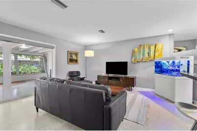 2605 Botany Avenue, Sarasota, FL 34239 - Photo 8