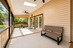 9502 59th Ave E, Bradenton, FL 34202 - Photo 10
