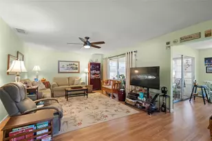 1325 Glen Oaks Dr E, Sarasota, FL 34232 - Photo 6