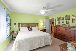 1325 Glen Oaks Dr E, Sarasota, FL 34232 - Photo 20