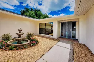 4242 Dryden Cir, Sarasota, FL 34241 - Photo 4