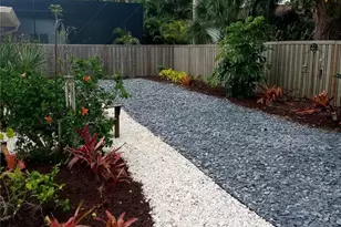 1034 N 22nd St, Sarasota, FL 34234 - Photo 30