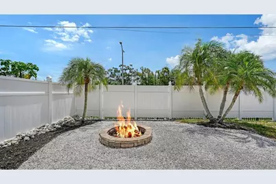 3681 Stokes Dr Drive, Sarasota, FL 34232 - Photo 28