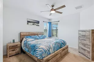 6499 Silverstar Dr, Sarasota, FL 34240 - Photo 4