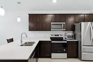 6499 Silverstar Dr, Sarasota, FL 34240 - Photo 12