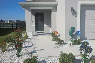 10116 Charlotte Dr., Parrish, FL 34219 - Photo 4