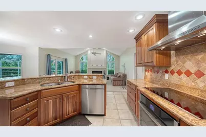 4391 Maplewood Lane, Sarasota, FL 34238 - Photo 18