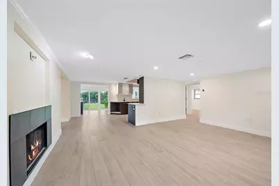 4271 Lago Way, Sarasota, FL 34241 - Photo 8