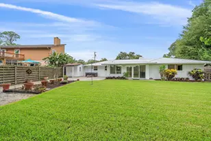 4271 Lago Way, Sarasota, FL 34241 - Photo 34