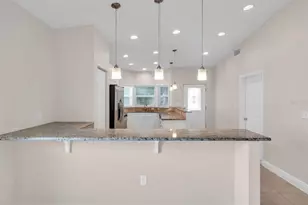 124 Tucker Ave, Sarasota, FL 34232 - Photo 4