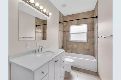 124 Tucker Avenue, Sarasota, FL 34232 - Photo 16